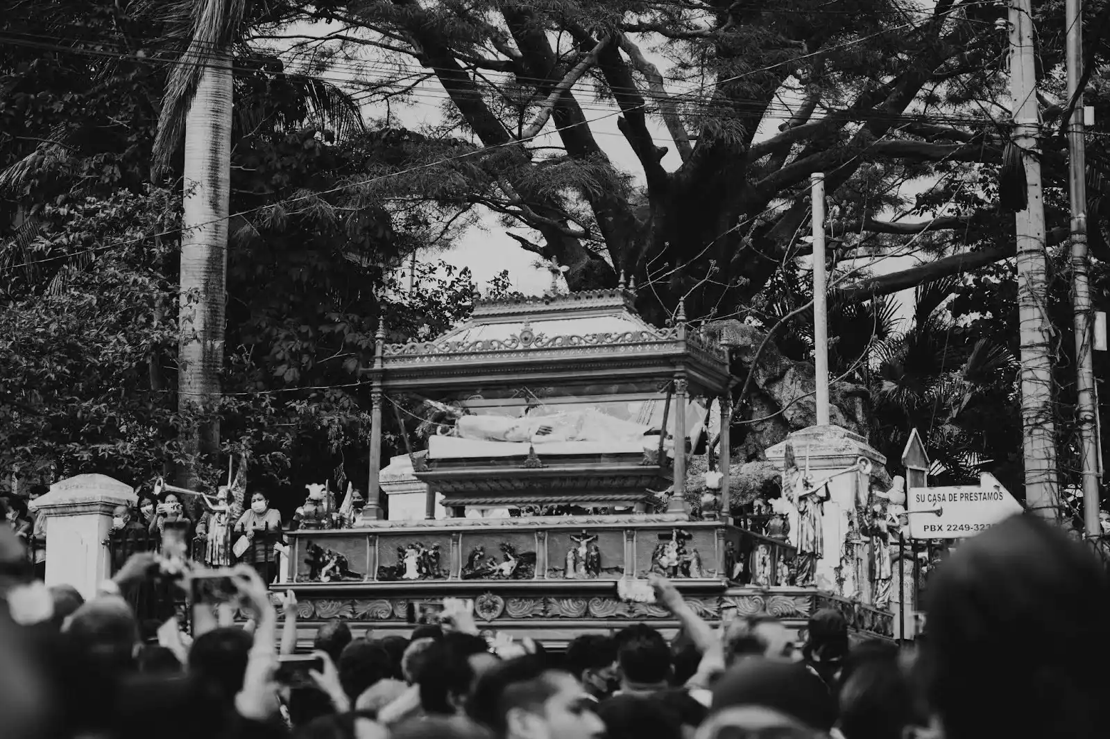 The Complete Guide To Funeral Procession Etiquette In Singapore